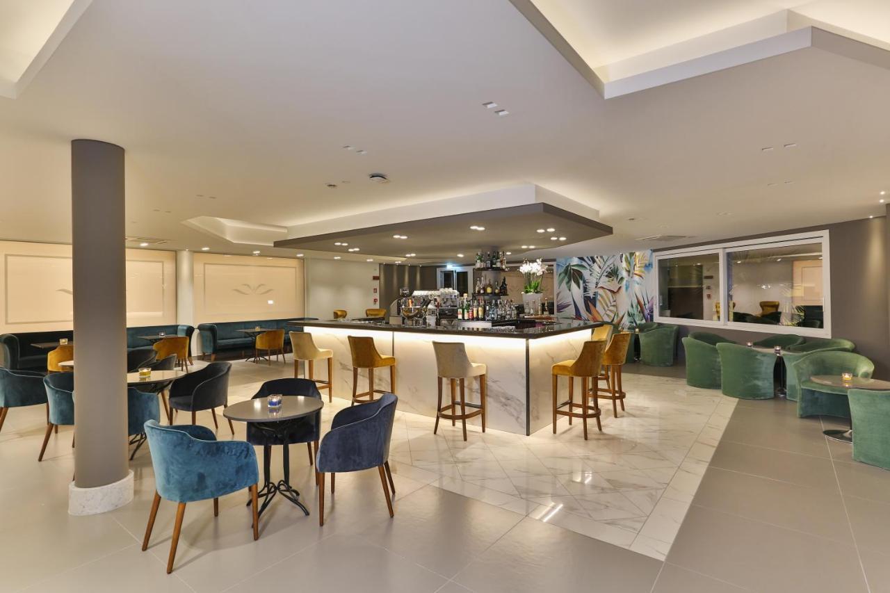 Hotel Savoia Thermae & Spa (Adults Only) Abano Terme Dış mekan fotoğraf