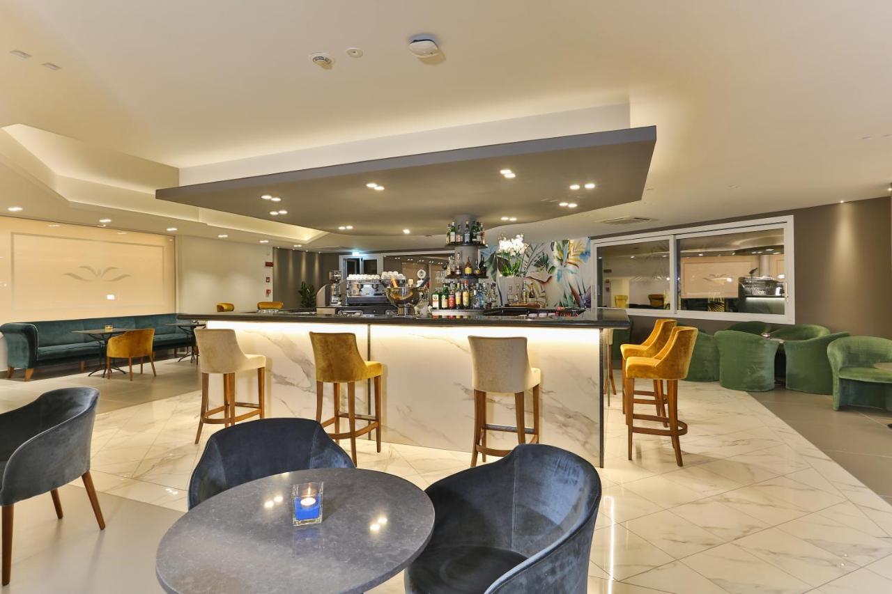 Hotel Savoia Thermae & Spa (Adults Only) Abano Terme Dış mekan fotoğraf