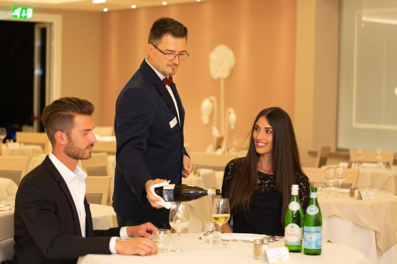 Hotel Savoia Thermae & Spa (Adults Only) Abano Terme Dış mekan fotoğraf