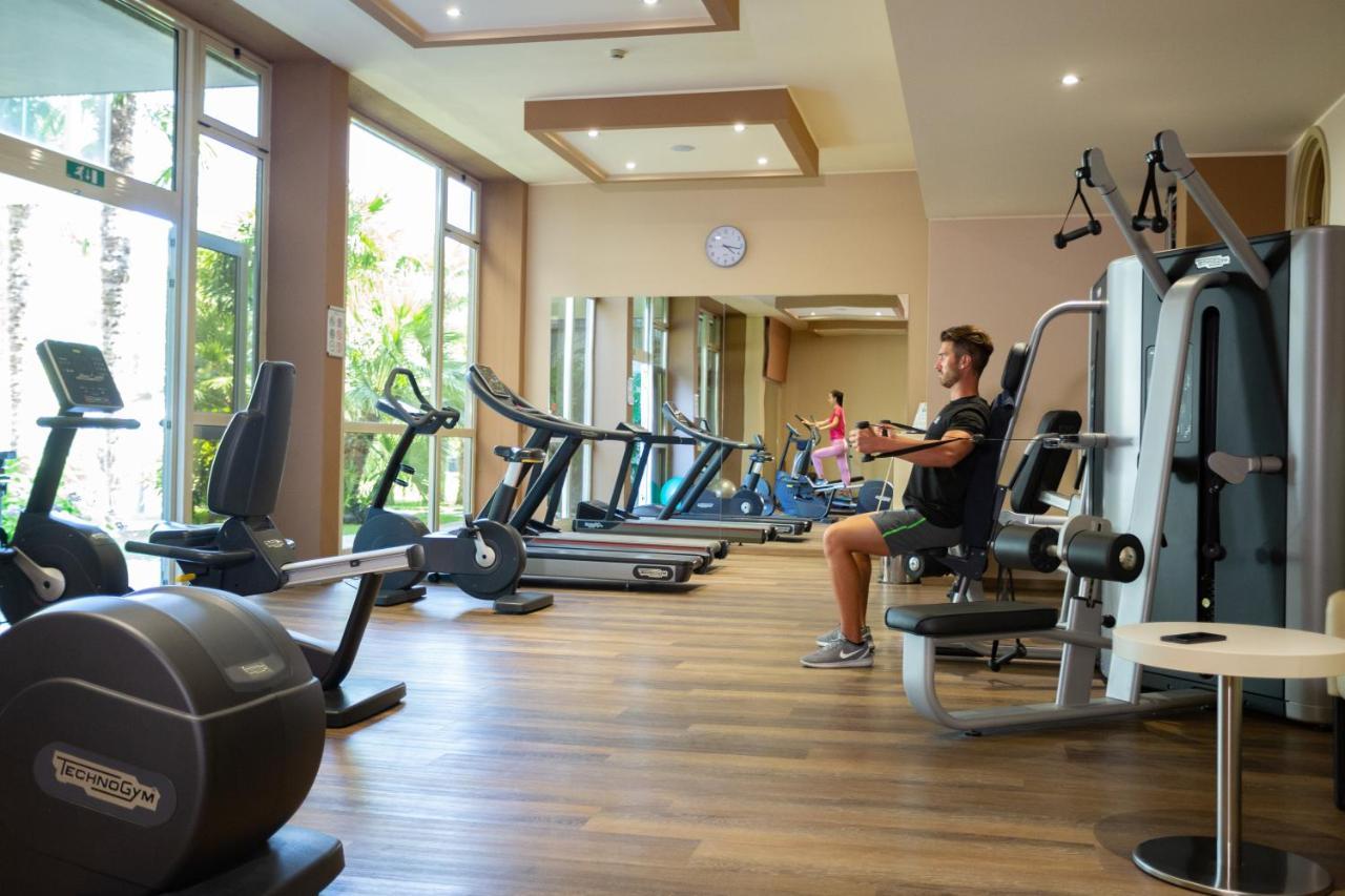 Hotel Savoia Thermae & Spa (Adults Only) Abano Terme Dış mekan fotoğraf