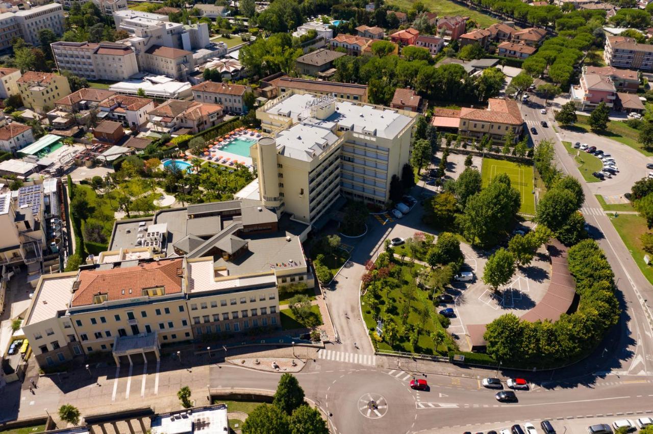 Hotel Savoia Thermae & Spa (Adults Only) Abano Terme Dış mekan fotoğraf