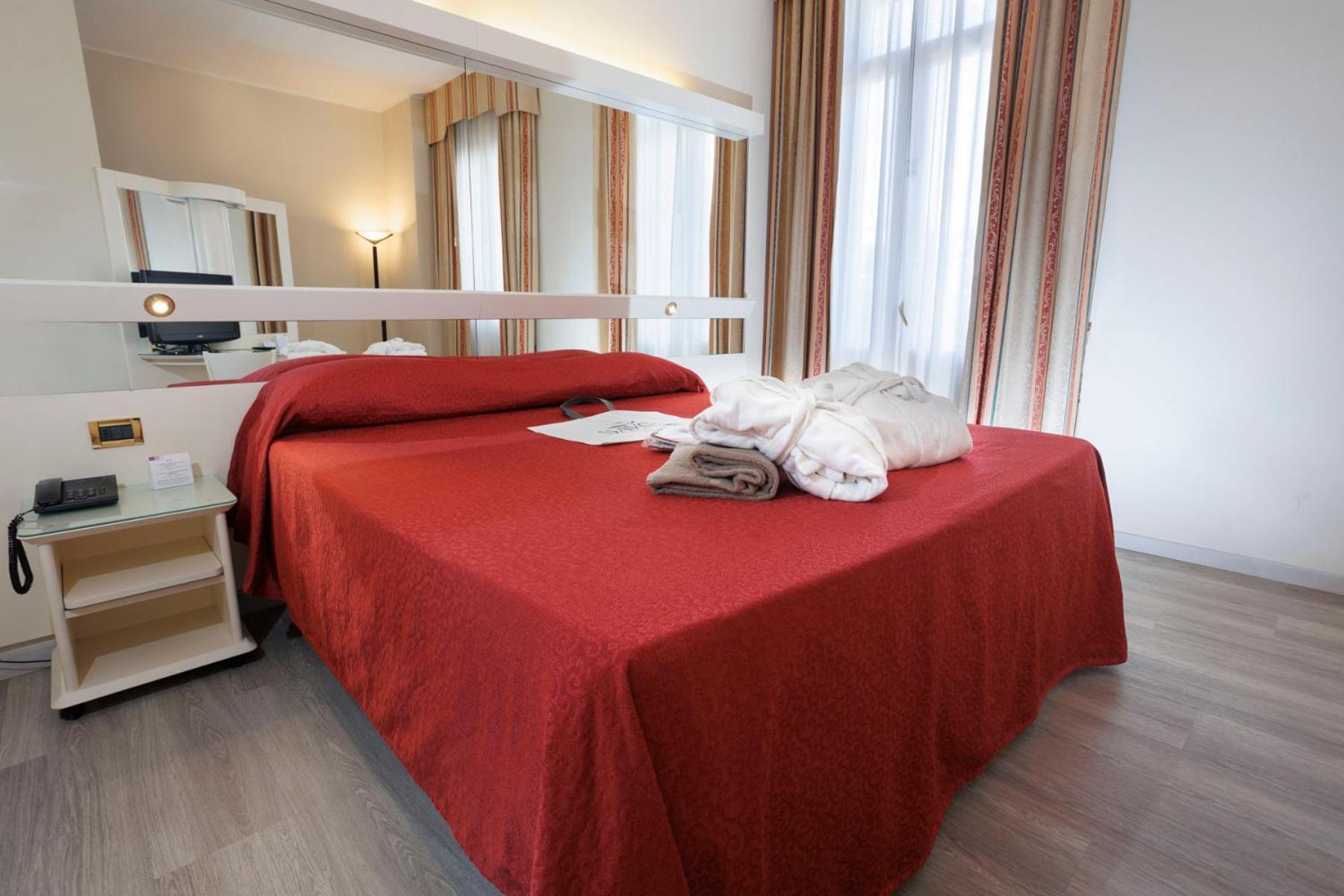 Hotel Savoia Thermae & Spa (Adults Only) Abano Terme Dış mekan fotoğraf