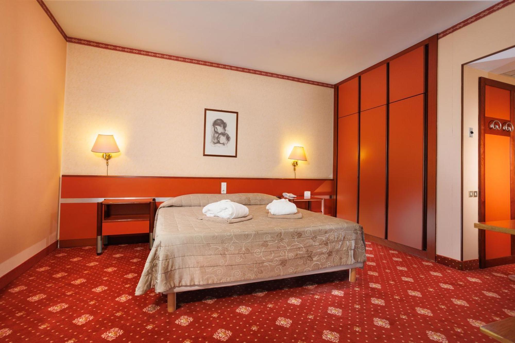 Hotel Savoia Thermae & Spa (Adults Only) Abano Terme Dış mekan fotoğraf