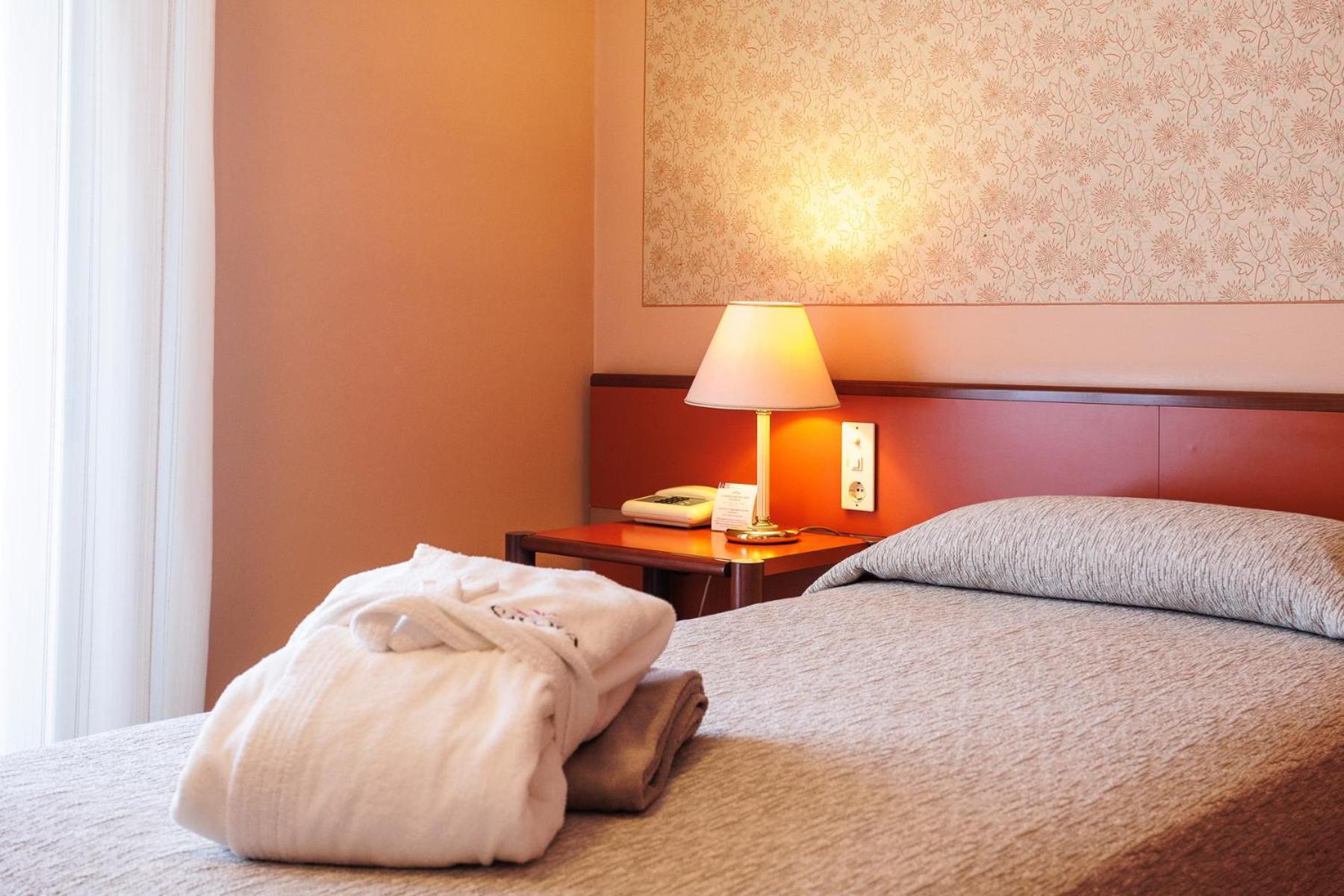 Hotel Savoia Thermae & Spa (Adults Only) Abano Terme Dış mekan fotoğraf